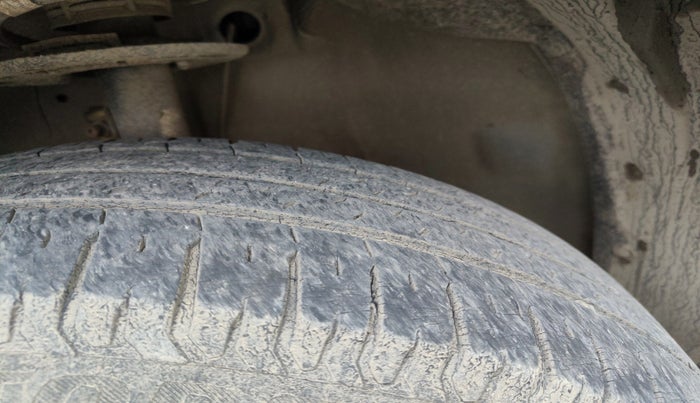 2022 Maruti XL6 ZETA MT, Petrol, Manual, 29,467 km, tyre