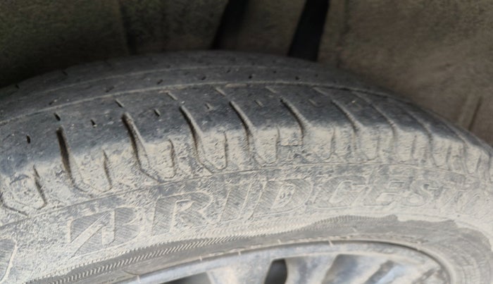 2022 Maruti XL6 ZETA MT, Petrol, Manual, 29,467 km, tyre