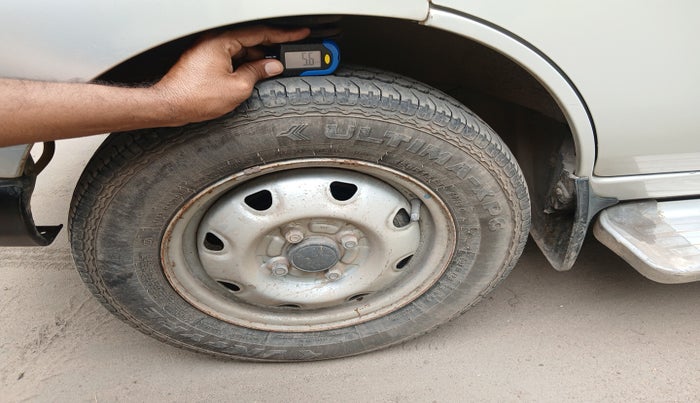 2012 Maruti Eeco 5 STR WITH A/C+HTR, Petrol, Manual, 48,332 km, tyre