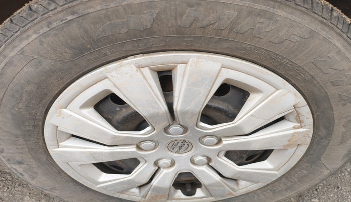 2011 Maruti Swift Dzire VDI, Diesel, Manual, 2,60,107 km, tyre