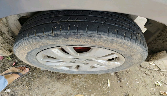 2012 Maruti Swift Dzire ZDI, Diesel, Manual, 1,15,344 km, tyre