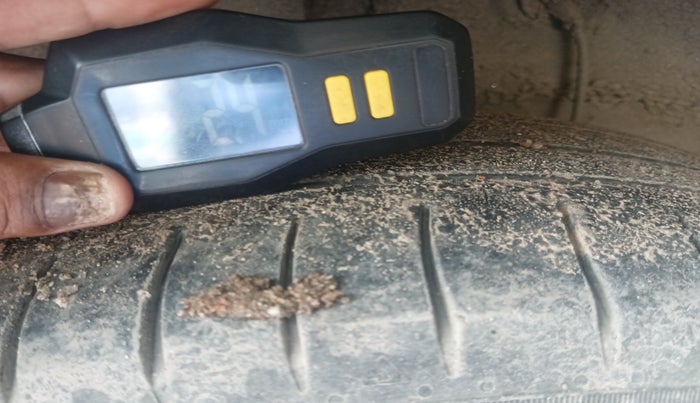 2016 Hyundai Elite i20 SPORTZ 1.2, Petrol, Manual, 93,765 km, tyre