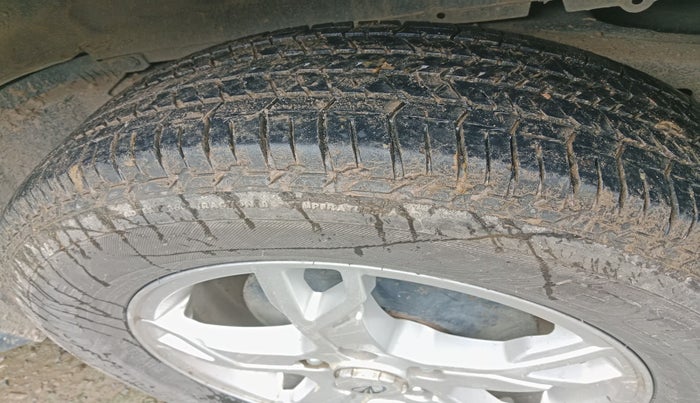 2017 Mahindra Scorpio S10, Diesel, Manual, 1,25,547 km, tyre