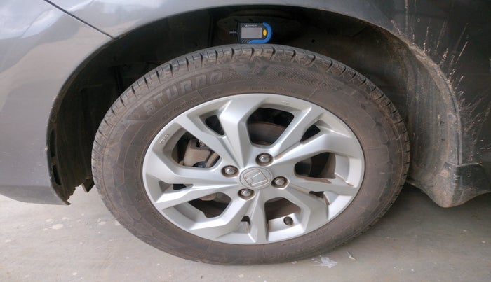 2018 Honda Amaze 1.2L I-VTEC V, Petrol, Manual, 70,920 km, tyre