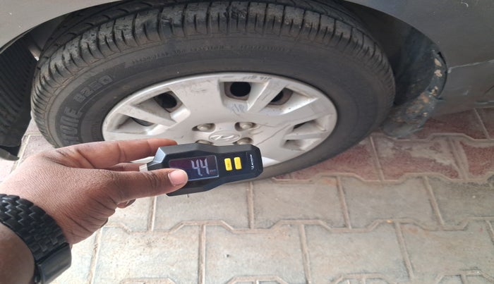 2012 Hyundai i20 MAGNA 1.2, Petrol, Manual, 75,190 km, tyre