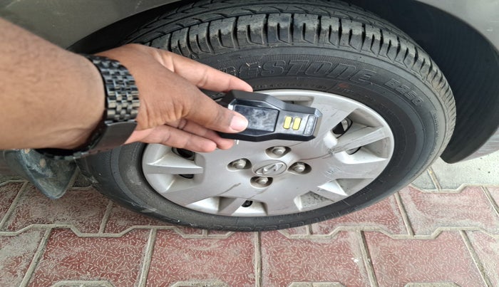 2012 Hyundai i20 MAGNA 1.2, Petrol, Manual, 75,190 km, tyre