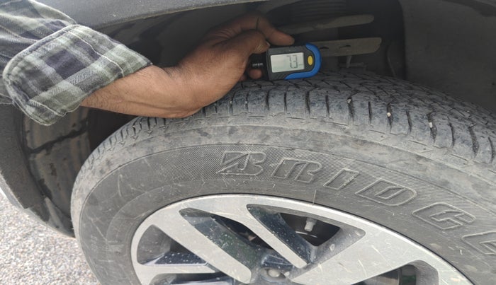 2022 Tata Harrier XZA PLUS 2.0L, Diesel, Automatic, 1,04,530 km, tyre