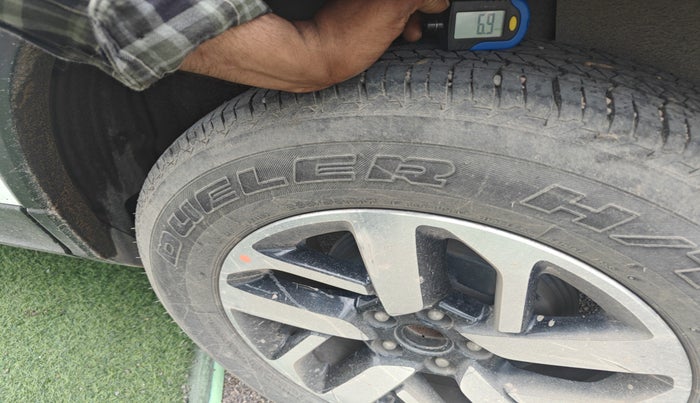 2022 Tata Harrier XZA PLUS 2.0L, Diesel, Automatic, 1,04,530 km, tyre