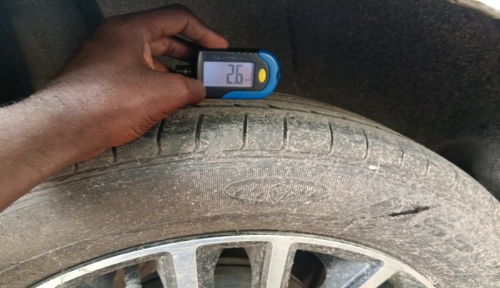2018 Maruti Dzire ZDI PLUS AMT, Diesel, Automatic, 1,00,444 km, tyre