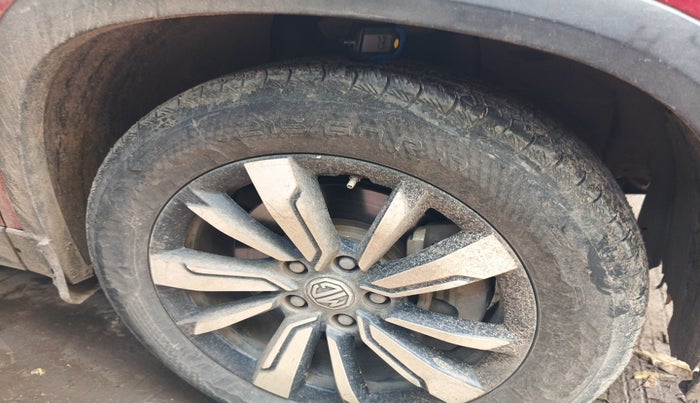 2019 MG HECTOR SHARP 2.0 DIESEL, Diesel, Manual, 87,000 km, tyre