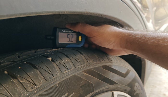 2024 KIA SONET HTK (O) 1.2 Petrol MT, Petrol, Manual, 2,300 km, tyre