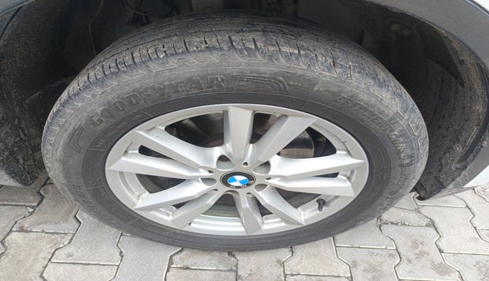 2016 BMW X5 XDRIVE 30 D, Diesel, Automatic, 1,67,485 km, tyre
