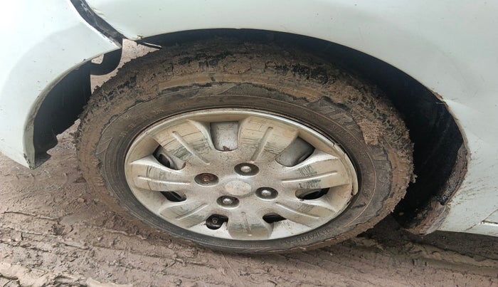 2011 Hyundai i10 ERA 1.1, Petrol, Manual, 82,168 km, tyre