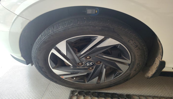2022 Hyundai NEW I20 ASTA (O) 1.5 CRDI MT, Diesel, Manual, 51,614 km, tyre