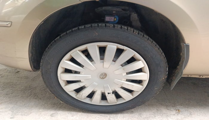 2010 Tata Manza AURA ABS SAFIRE, Petrol, Manual, 50,408 km, tyre