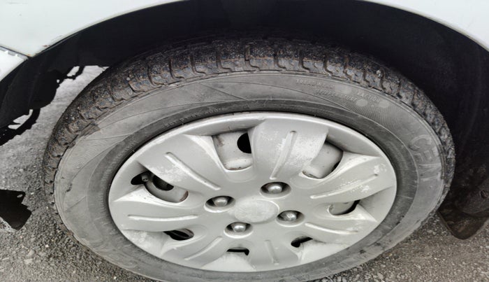 2010 Hyundai i10 ERA 1.1, Petrol, Manual, 85,576 km, tyre