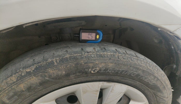 2013 Maruti Swift Dzire VDI, Diesel, Manual, 2,34,466 km, tyre