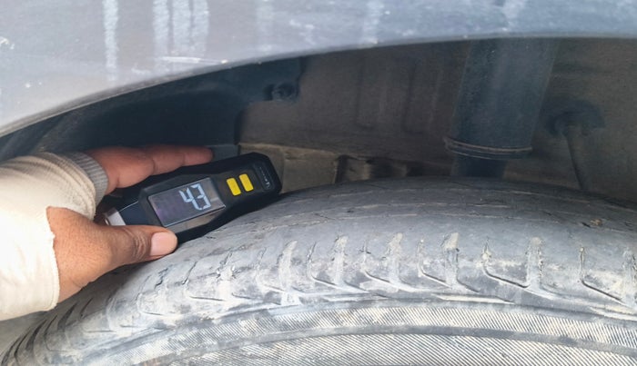 2021 Tata NEXON XM SUNROOF PETROL, Petrol, Manual, 63,564 km, tyre