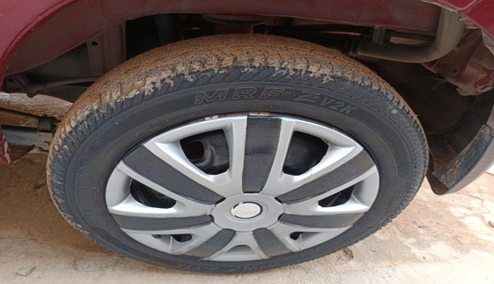2011 Maruti Alto K10 VXI, Petrol, Manual, 94,541 km, tyre