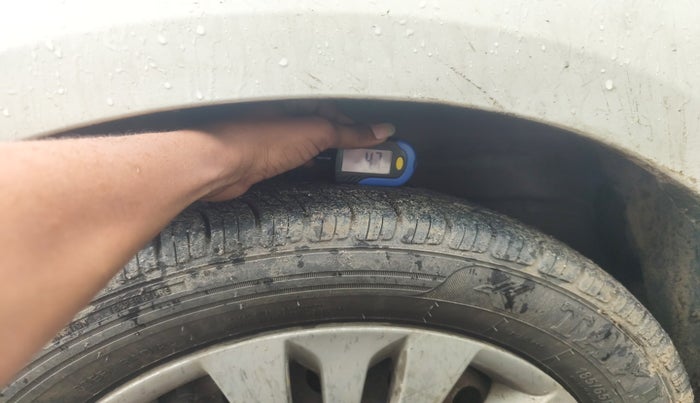 2014 Maruti Ertiga VDI, Diesel, Manual, 1,17,039 km, tyre