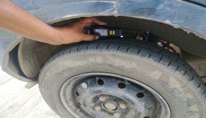 2010 Maruti A Star ZXI, Petrol, Manual, 1,09,988 km, tyre