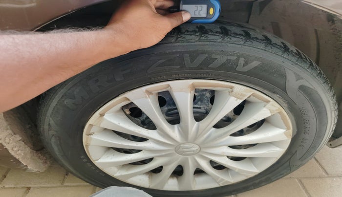 2015 Maruti Ciaz VXI, Petrol, Manual, 46,936 km, tyre