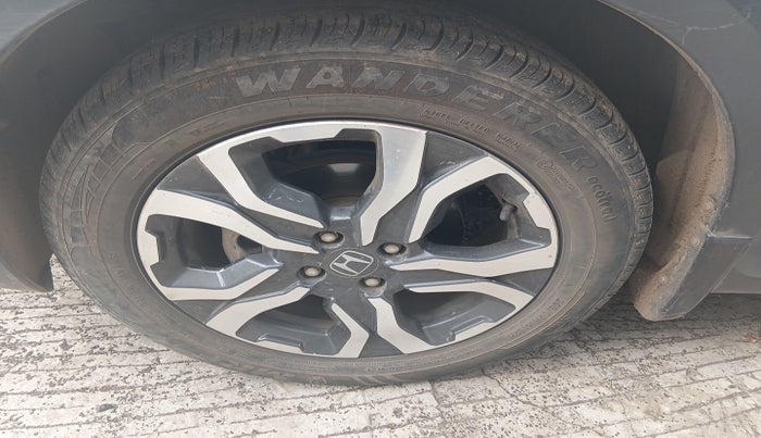 2017 Honda WR-V 1.5L I-DTEC VX MT, Diesel, Manual, 1,63,683 km, tyre