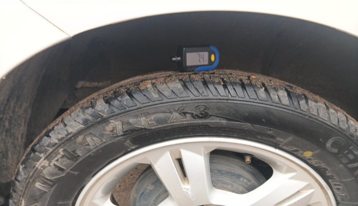 2011 Hyundai i20 ASTA 1.2, Petrol, Manual, 1,13,008 km, tyre