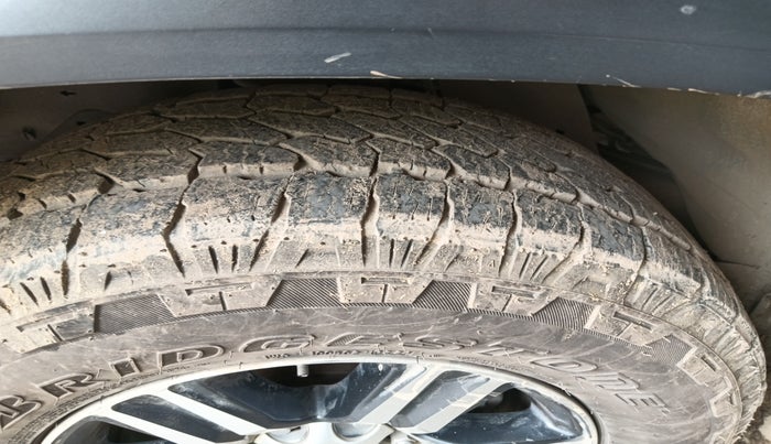 2018 Toyota Fortuner 2.8 4X2 AT, Diesel, Automatic, 1,60,357 km, tyre