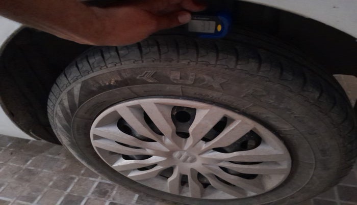 2022 Maruti Dzire VXI AMT, Petrol, Automatic, 31,794 km, tyre