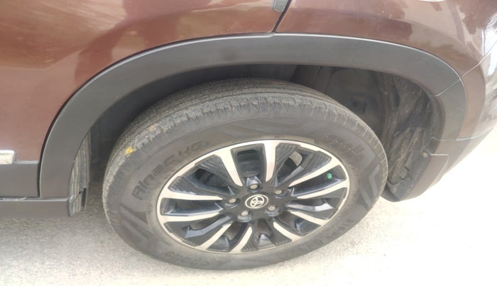 2021 Toyota URBAN CRUISER PREMIUM GRADE MT, Petrol, Manual, 30,349 km, tyre