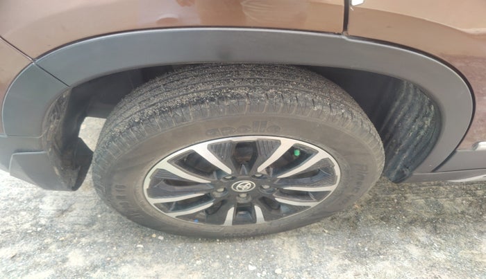 2021 Toyota URBAN CRUISER PREMIUM GRADE MT, Petrol, Manual, 30,349 km, tyre