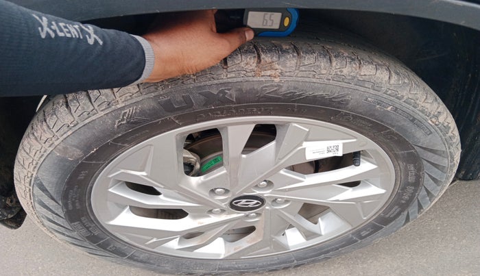 2023 Hyundai Creta SX 1.5 PETROL, Petrol, Manual, 17,121 km, tyre
