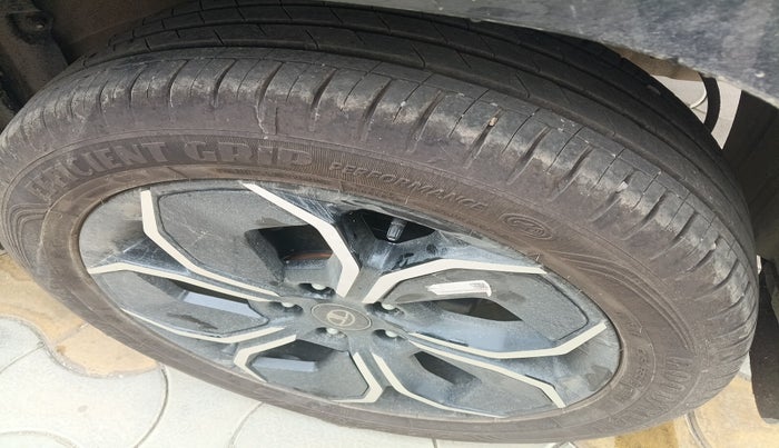 2024 Tata Curvv Creative Plus S 1.2 Hyperion GDI Petrol 6MT, Petrol, Manual, 4,991 km, tyre