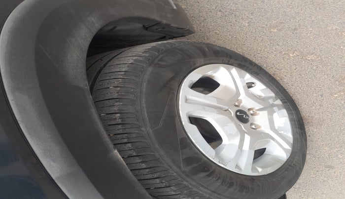 2022 KIA SONET HTK PLUS 1.2, Petrol, Manual, 92,825 km, tyre