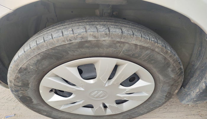 2013 Maruti Swift Dzire VXI, Petrol, Manual, 61,057 km, tyre