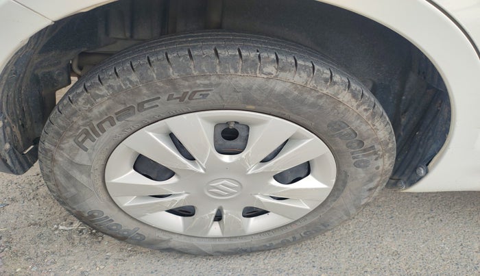 2013 Maruti Swift Dzire VXI, Petrol, Manual, 61,057 km, tyre