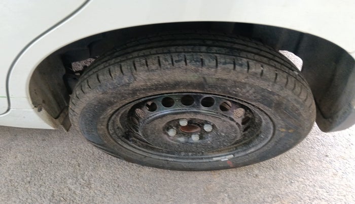 2022 Maruti Baleno DELTA PETROL 1.2, Petrol, Manual, 20,765 km, tyre