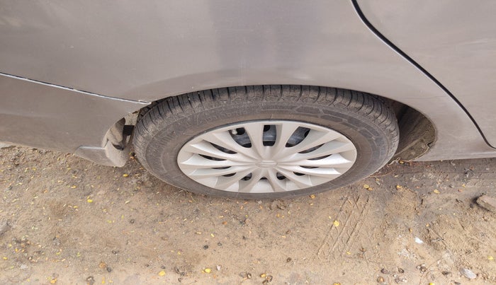 2017 Maruti Ciaz VDI+ SHVS, Diesel, Manual, 67,977 km, tyre