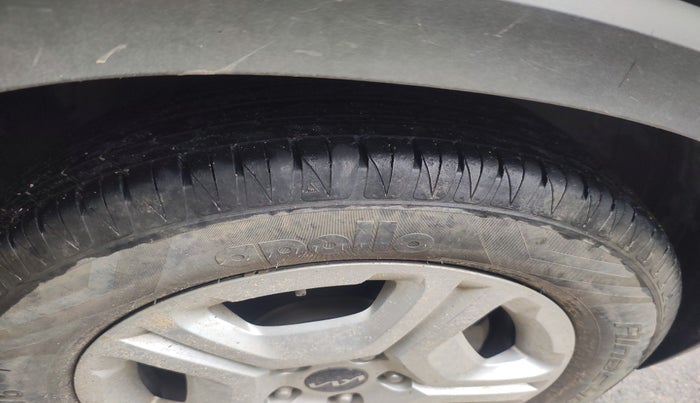 2022 KIA SONET HTK PLUS 1.2, Petrol, Manual, 23,780 km, tyre