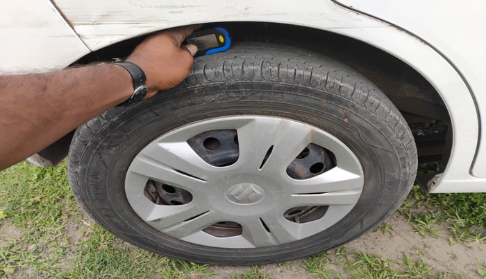2015 Maruti Wagon R 1.0 VXI, Petrol, Manual, 2,00,366 km, tyre
