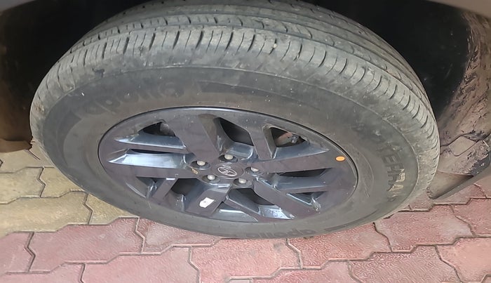 2022 Tata Harrier XT PLUS 2.0L KRYOTEC HALO EDITION, Diesel, Manual, 26,077 km, tyre