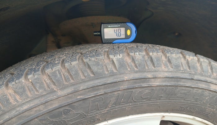 2013 Mahindra XUV500 W8, Diesel, Manual, 1,09,496 km, tyre