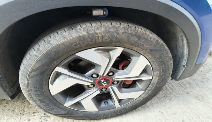 2021 KIA SONET GTX PLUS 1.5 AT, Diesel, Automatic, 21,512 km, tyre