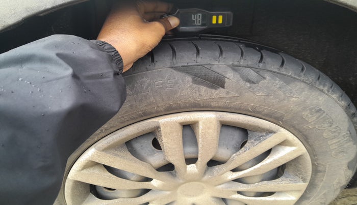 2018 Maruti Dzire VDI, Diesel, Manual, 88,933 km, tyre
