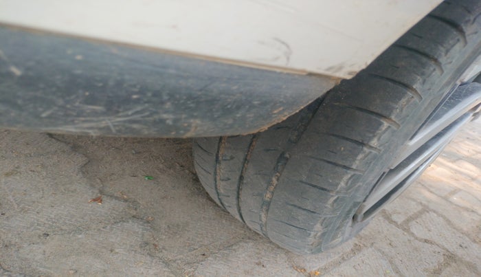 2018 Tata Zest XM 75PS DIESEL, Diesel, Manual, 1,13,710 km, tyre