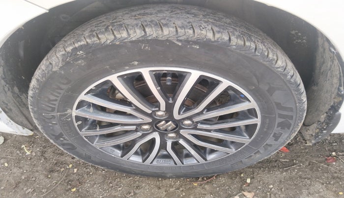 2021 Maruti Dzire ZXI Plus, Petrol, Manual, 1,06,636 km, tyre