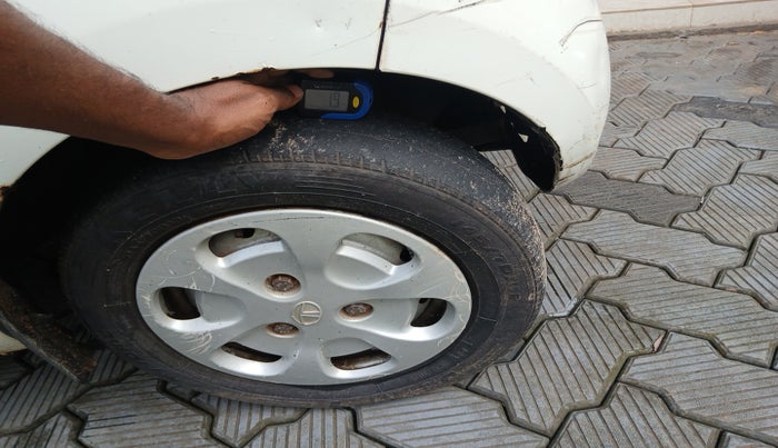 2012 Tata Nano LX, Petrol, Manual, 57,791 km, tyre