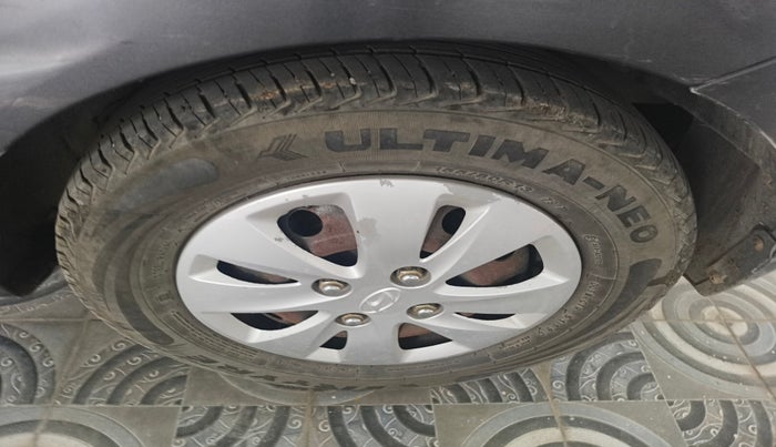 2012 Hyundai i10 MAGNA 1.1 LPG, Petrol, Manual, 86,482 km, tyre