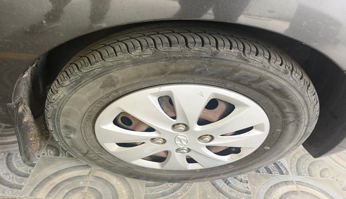 2012 Hyundai i10 MAGNA 1.1 LPG, Petrol, Manual, 86,482 km, tyre